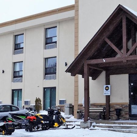 Super 8 Huntsville Bagian luar foto